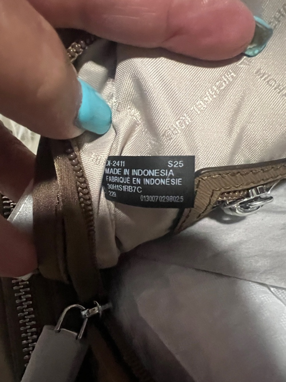 NWT Michael Kors Prescott Large Backpack, Driftwood - Picture 9 of 12